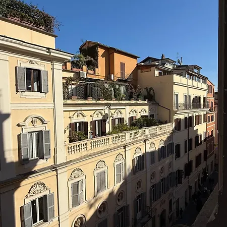 Two Bedrooms Spanish Steps * ローマ
