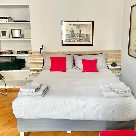 Two Bedrooms Spanish Steps *